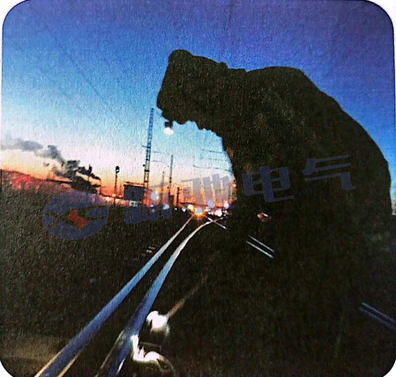 IW5133-4.jpg IW5133-4.jpg