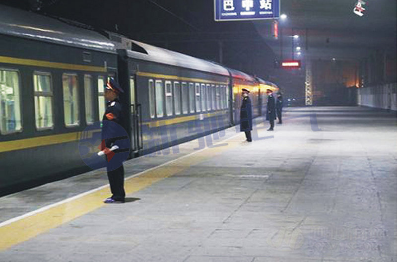 MIW5137-3.jpg MIW5137-3.jpg